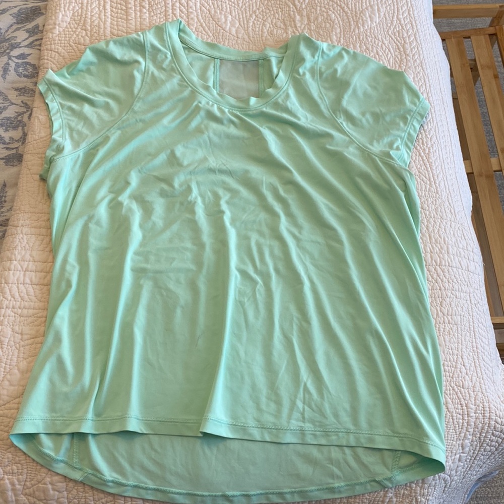 Women’s Athletic Top